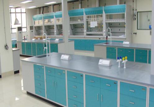 四川实验台厂家hth全站入口告诉您钢木实验台尺寸的精确度如何保证